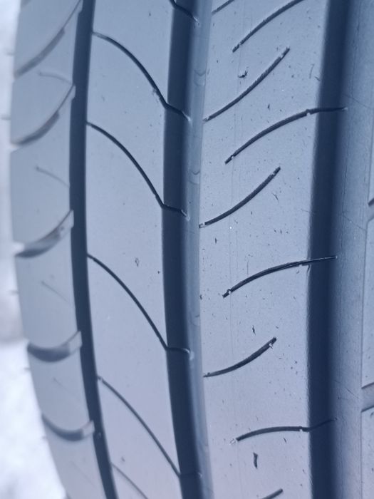 215/60/16 Michelin