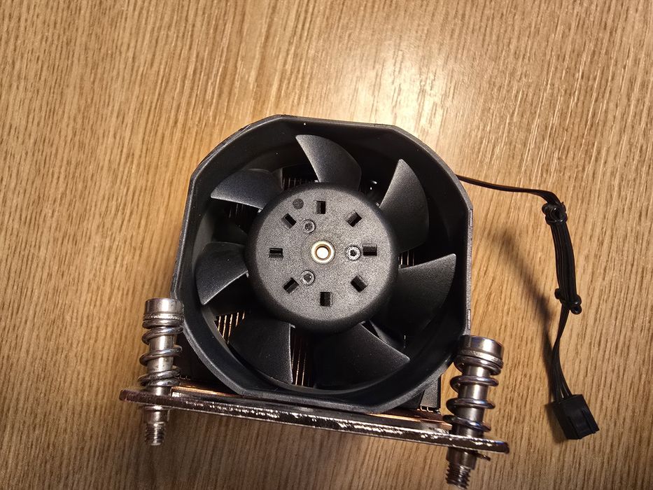 Cooler Procesor Dynatron R14 ,150w,1500rpm