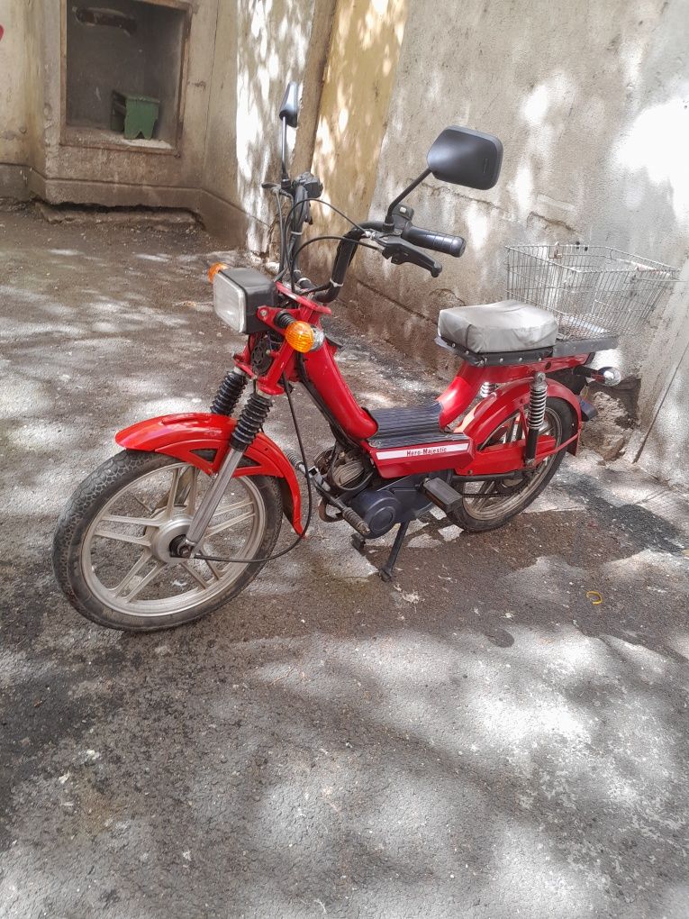 Moped de vanzare