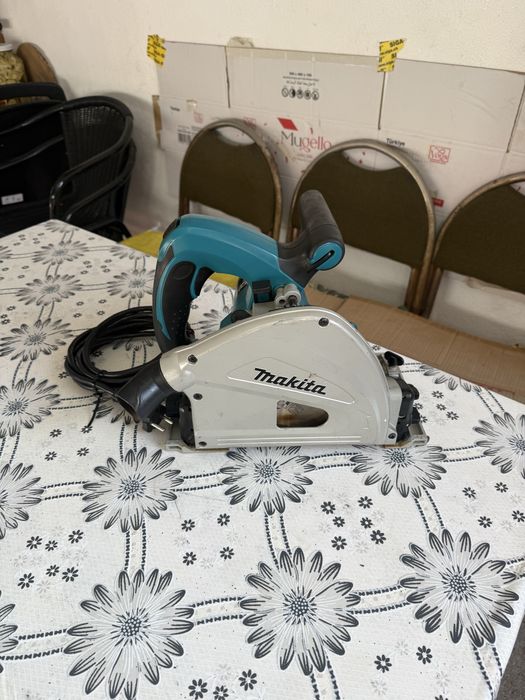 Потапящ ръчен циркуляр Makita SP6000, 1300 W, Ø 165 мм