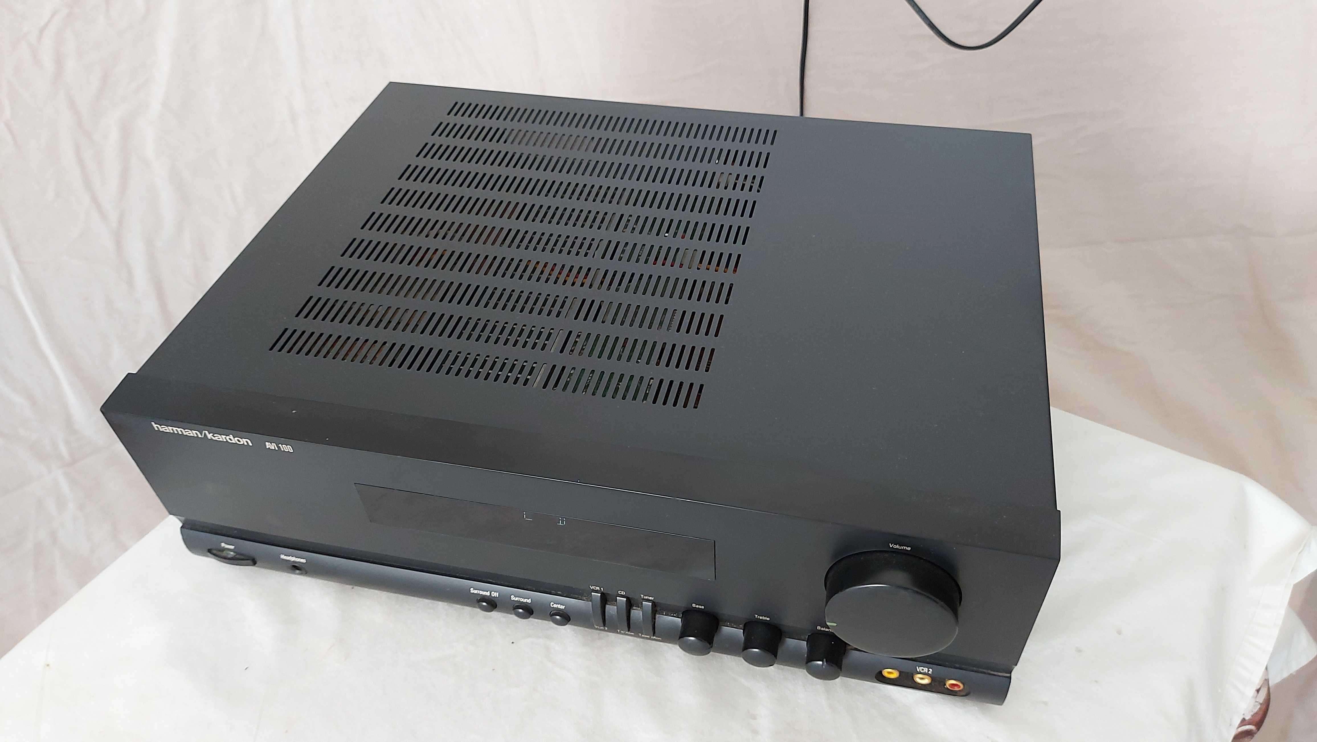 Amplificator harman kardon AVI 100