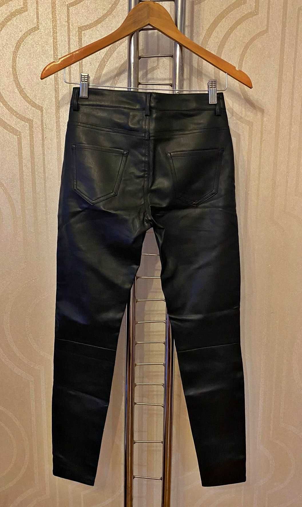 Pantaloni skinny imitatie piele Bershka Premium