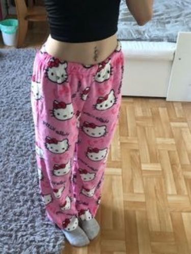 Pijamale cu Hello Kitty