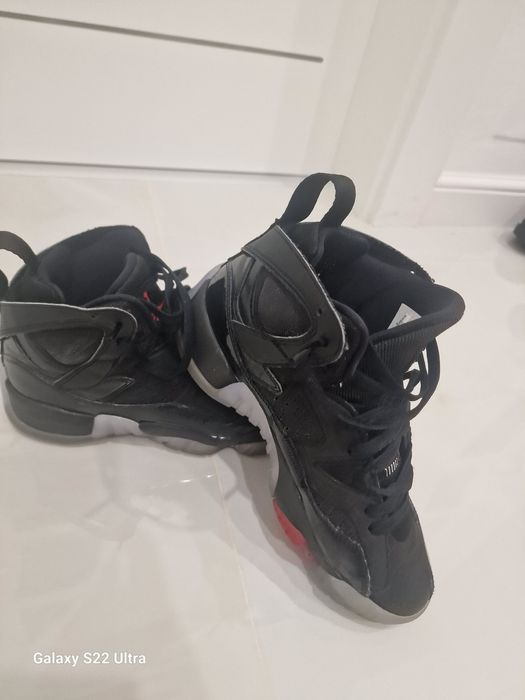 Jordan marimea 37,5
