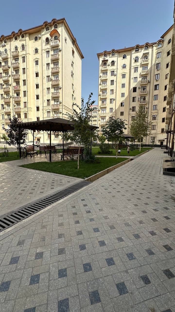 Real House Продается 4 комнатная квартира ремонт Дархан Алайский