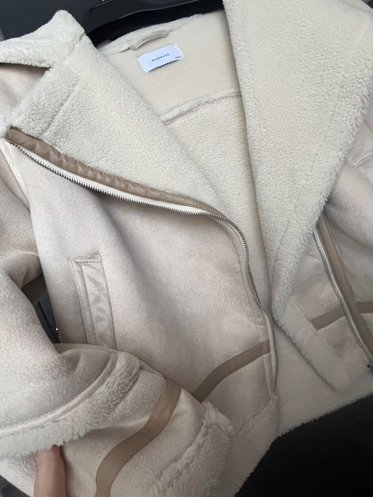 Велурено яке RESERVED