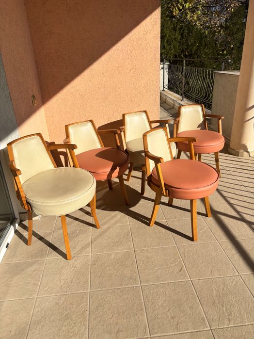 5 бр. кожени столове