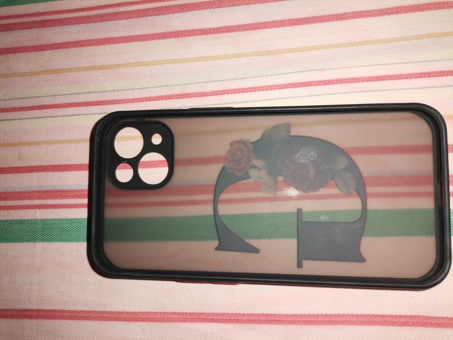 Калъф за iPhone 13