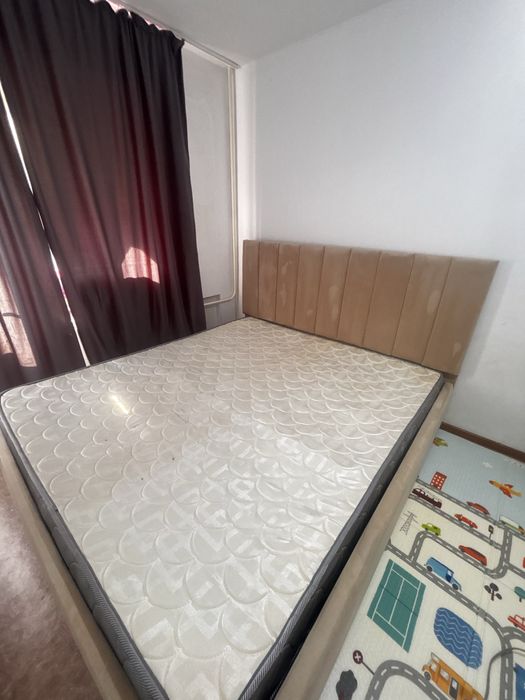 Продам кровать 180х200 с матрасом