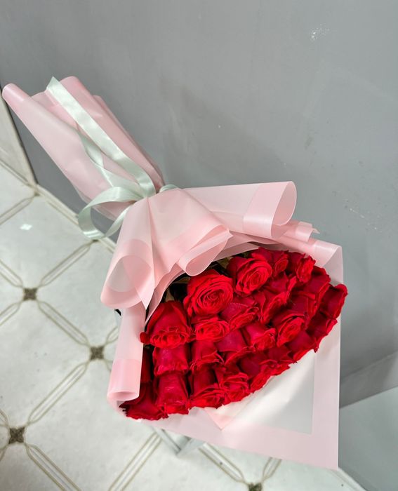 Бесплатная доставка цветы букеты Шымкент розы хризантема гипсофила