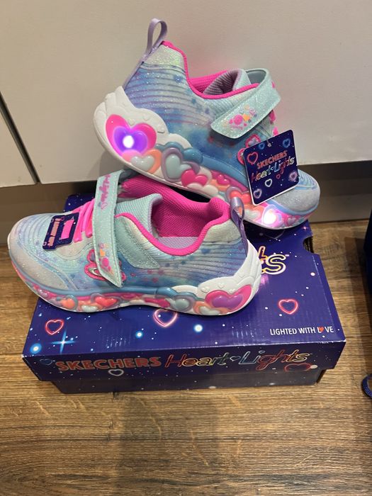 Детски маратонки Skechers ETERNAL HEART LIGHTS 35 номер