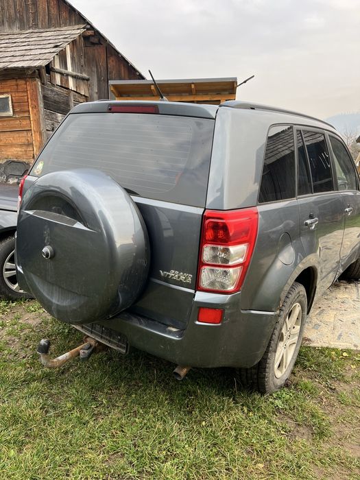 Dezmembrez suzuki grand vitara