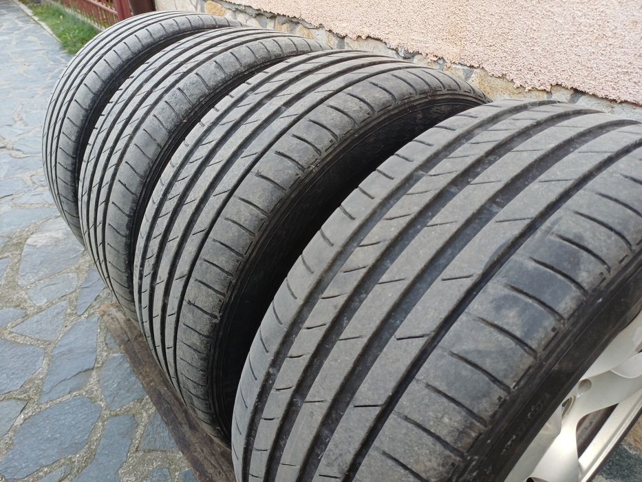 Летни гуми KUMHO ECSTA PS71 225/45/17 94Y
Без никакви забе