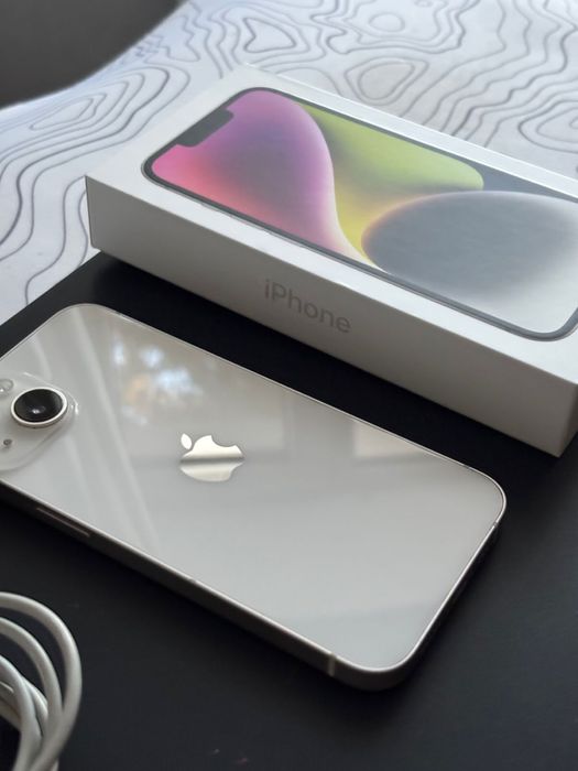 Продам Iphone 14