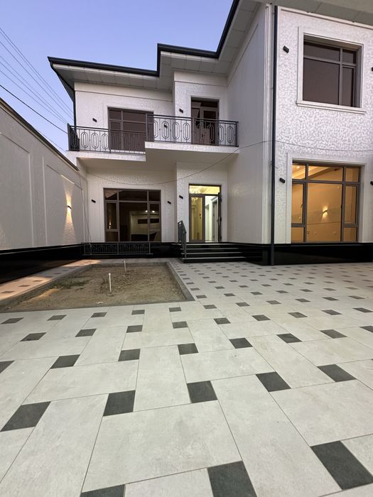 Уй сотилади 2,2 сотих 6 хона