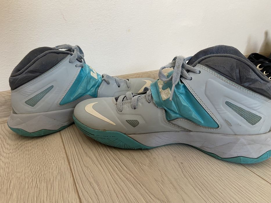 Nike Jebron James
