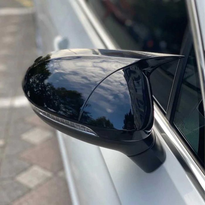 Capace Oglinzi M Style Tip Batman Volkswagen VW Passat B8 Negru Lucios