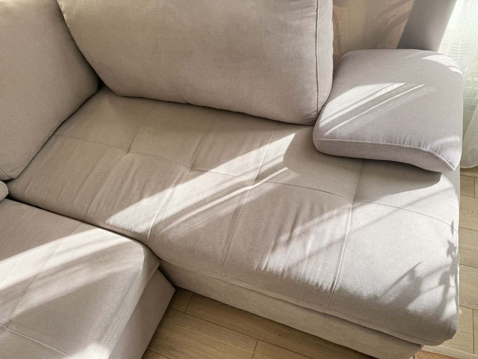 Разтегателен ъглов диван