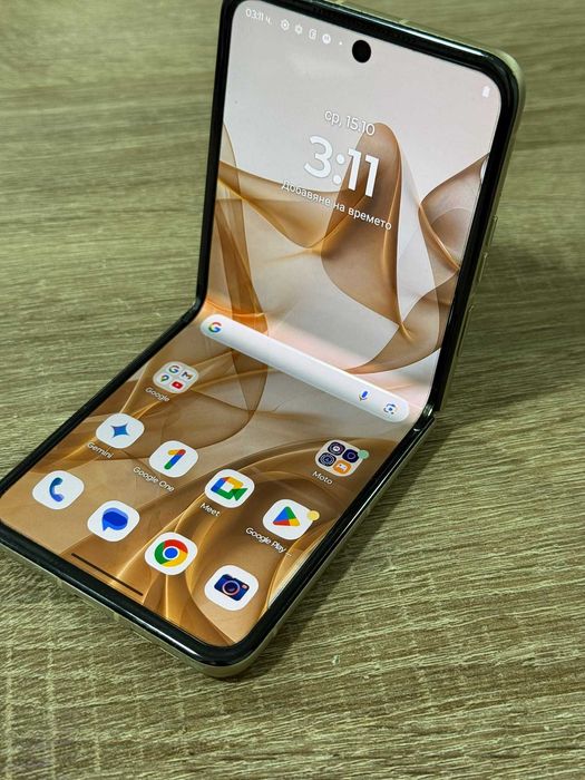 motorola razr 50