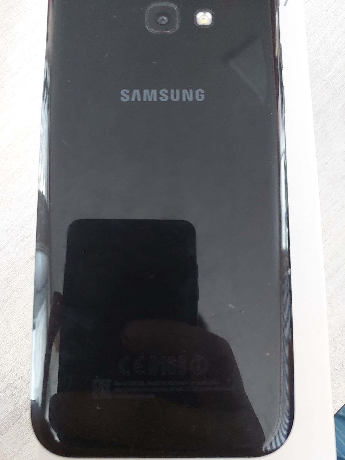 Продаётся Samsung A7