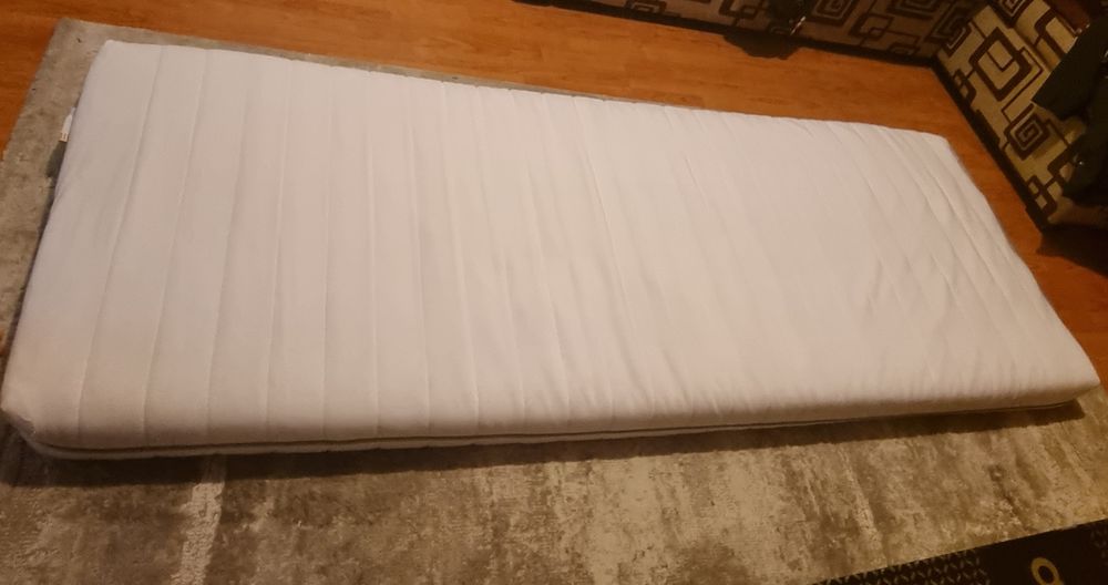 Saltea Agotnes Ikea/ Saltea Divan