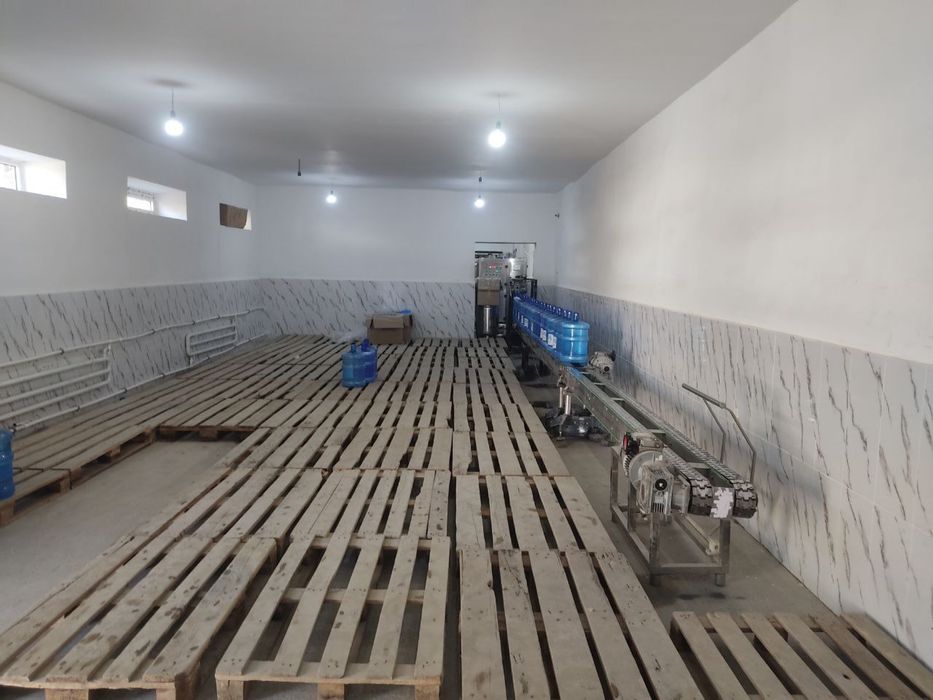 Продаётся производственная территория с 3-х этажным зданием!