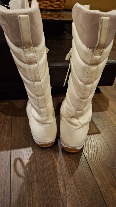 Helly Hansen дамски зимни ботуши, апрески естествена кожа