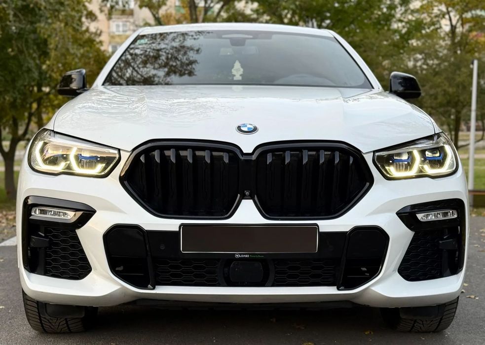 BMW X6 BMW X6 4.0 D individual mild hybrid stare că și una noua