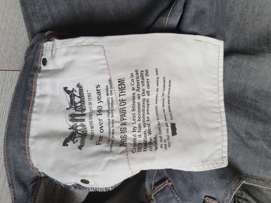 Blugi LEVI'S 511 Slim - Marime W34 L32 (Talie 88 cm)