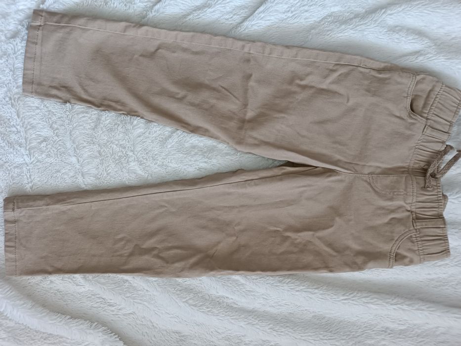 Продам брюки на мальчика