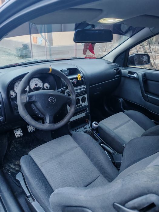 Vând Opel Astra G