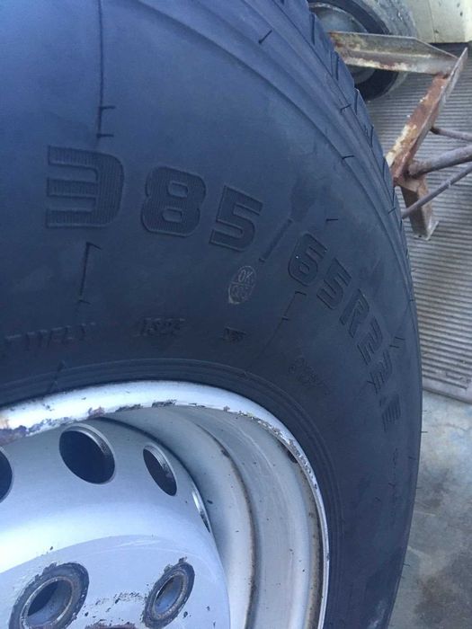 гуми за камион с джанти