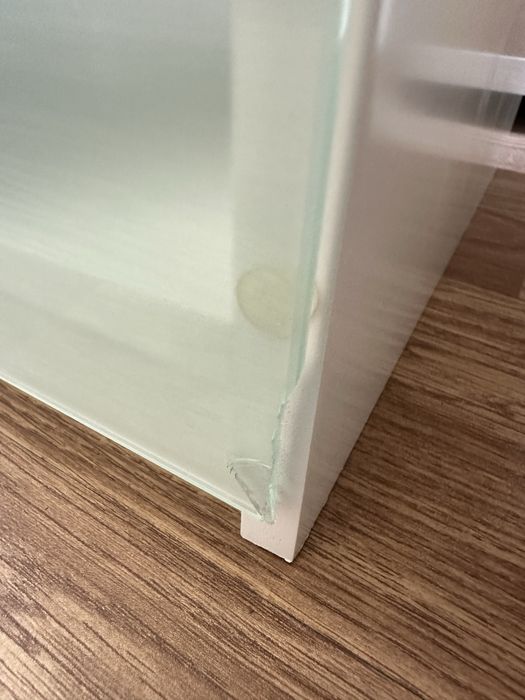 Долен шкаф за баня с умивалник