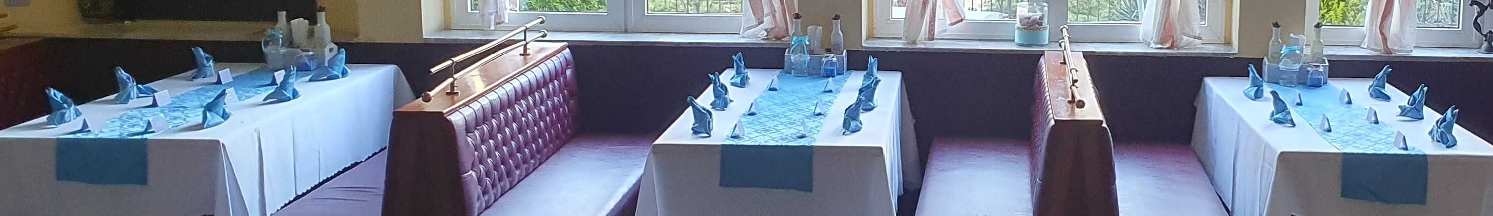 Декорация за маса - хангъли и т-шлайфери в тюркоазено синьо