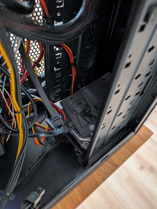 Професионален работен компютър – i7, 32GB RAM, RTX 2060 Super