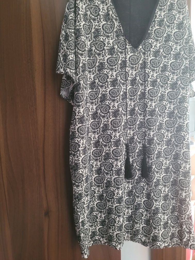 Rochita casual elegant de la Mango,