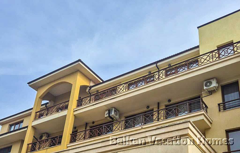 Продава се Двустаен апартамент в Балчик - 84 кв.м за 643 €/кв.м - Снимка #12