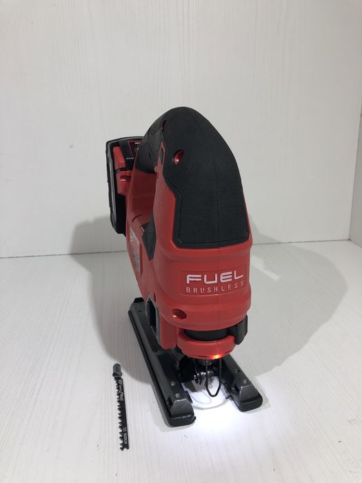 Pendular Milwaukee M18 FJS