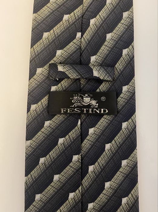 Cravata Festind