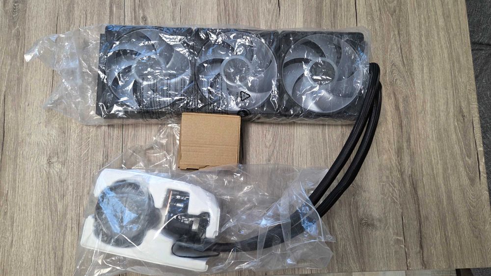 ARCTIC Liquid Freezer III Pro 420 ARGB водно охлаждане CPU