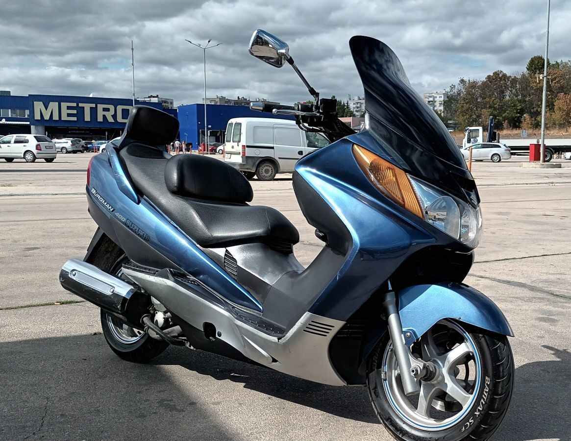 Продавам Сузуки Бургман 400!