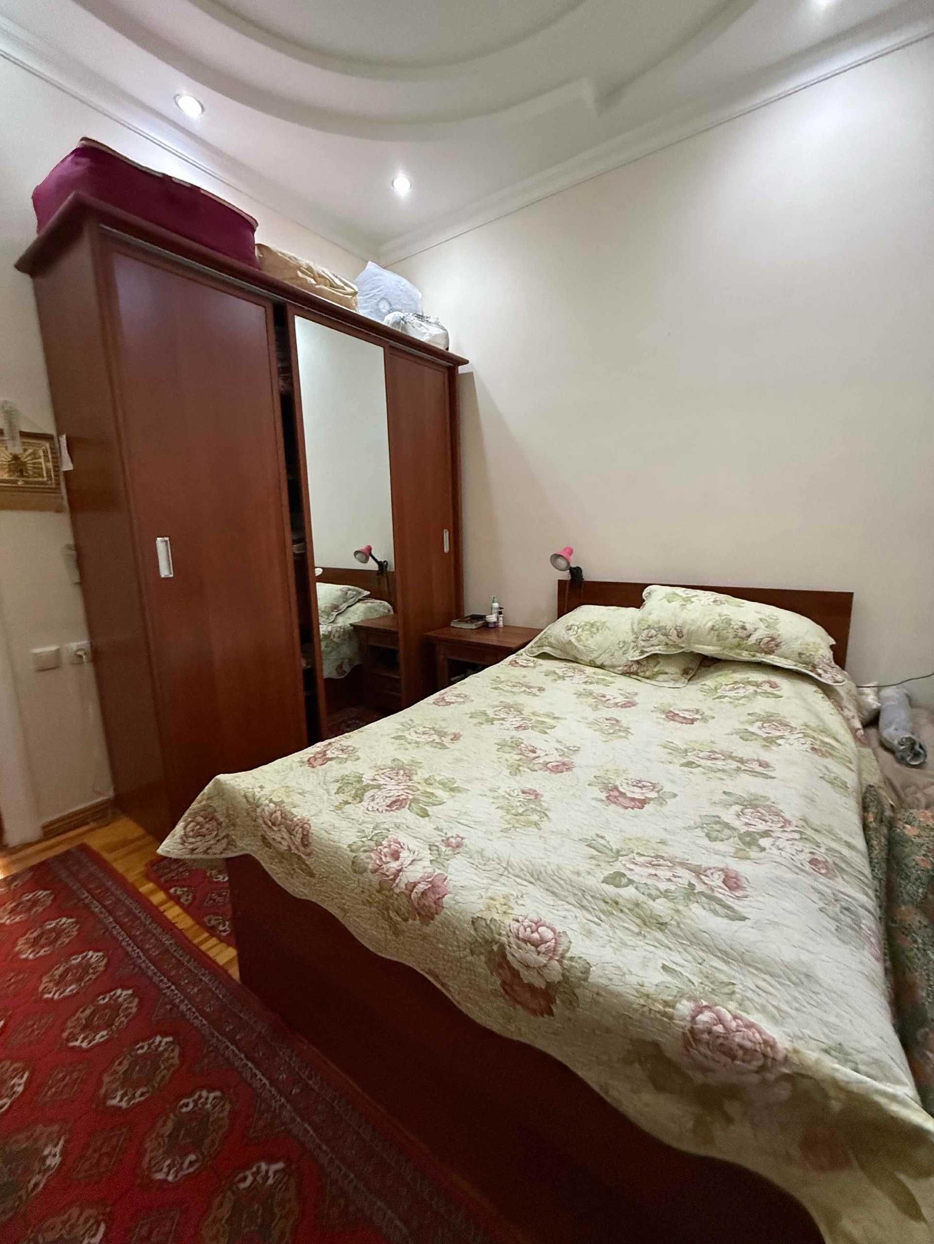 Продажа 2х ком квартира  Буюк ипак йули (Ц-1)