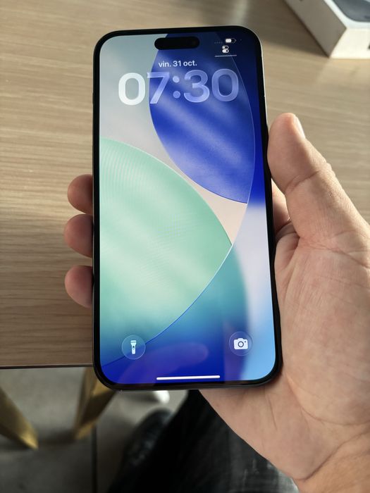 Iphone 15 Plus negru 128gb liber de retea impecabil