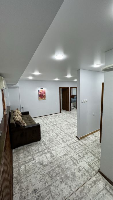 Срочно продается своя квартира на Ц1