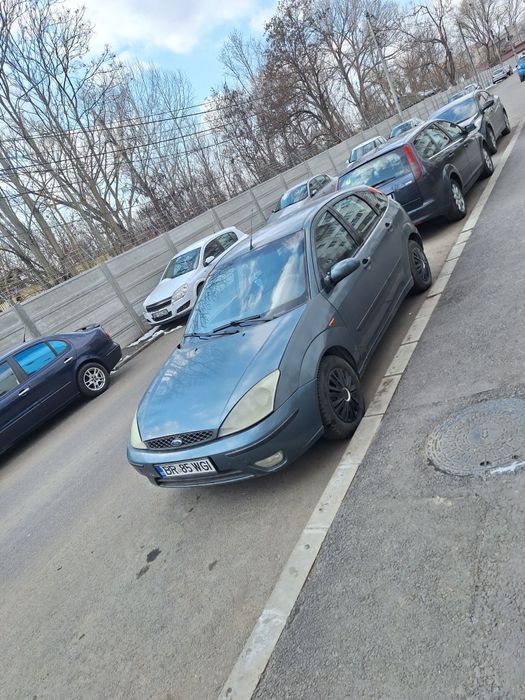 Vând Ford Focus 2003