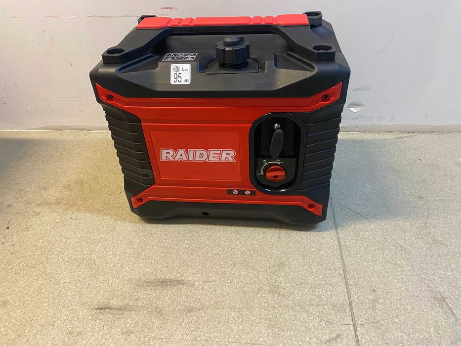 090105 Генератор за ток бензинов 2.5kW инверторен RD-GG10