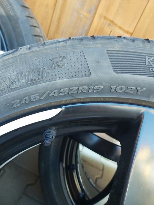 Jante din aliaj Alutec Șharc Racing Schwarz 19 inch