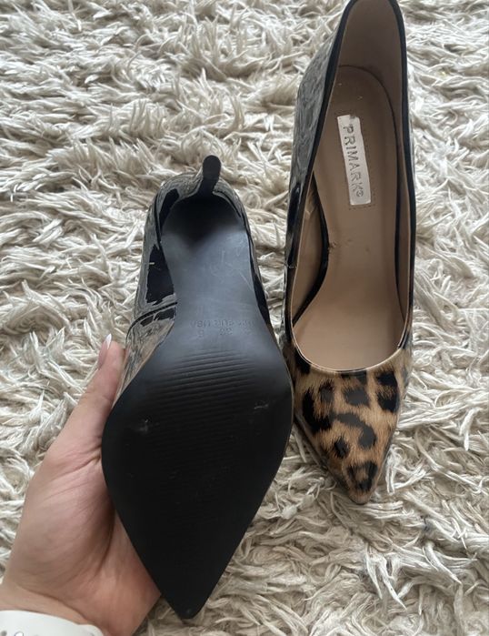 Чисто нови токчета