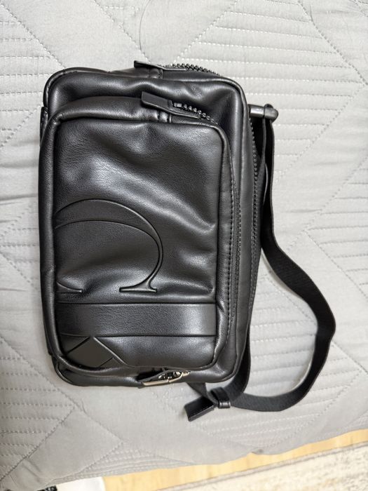 Поясные сумк и сумки через плечо оригинал