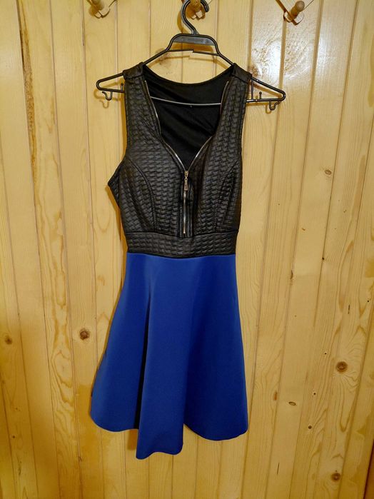 Рокля от кожен топ и плат